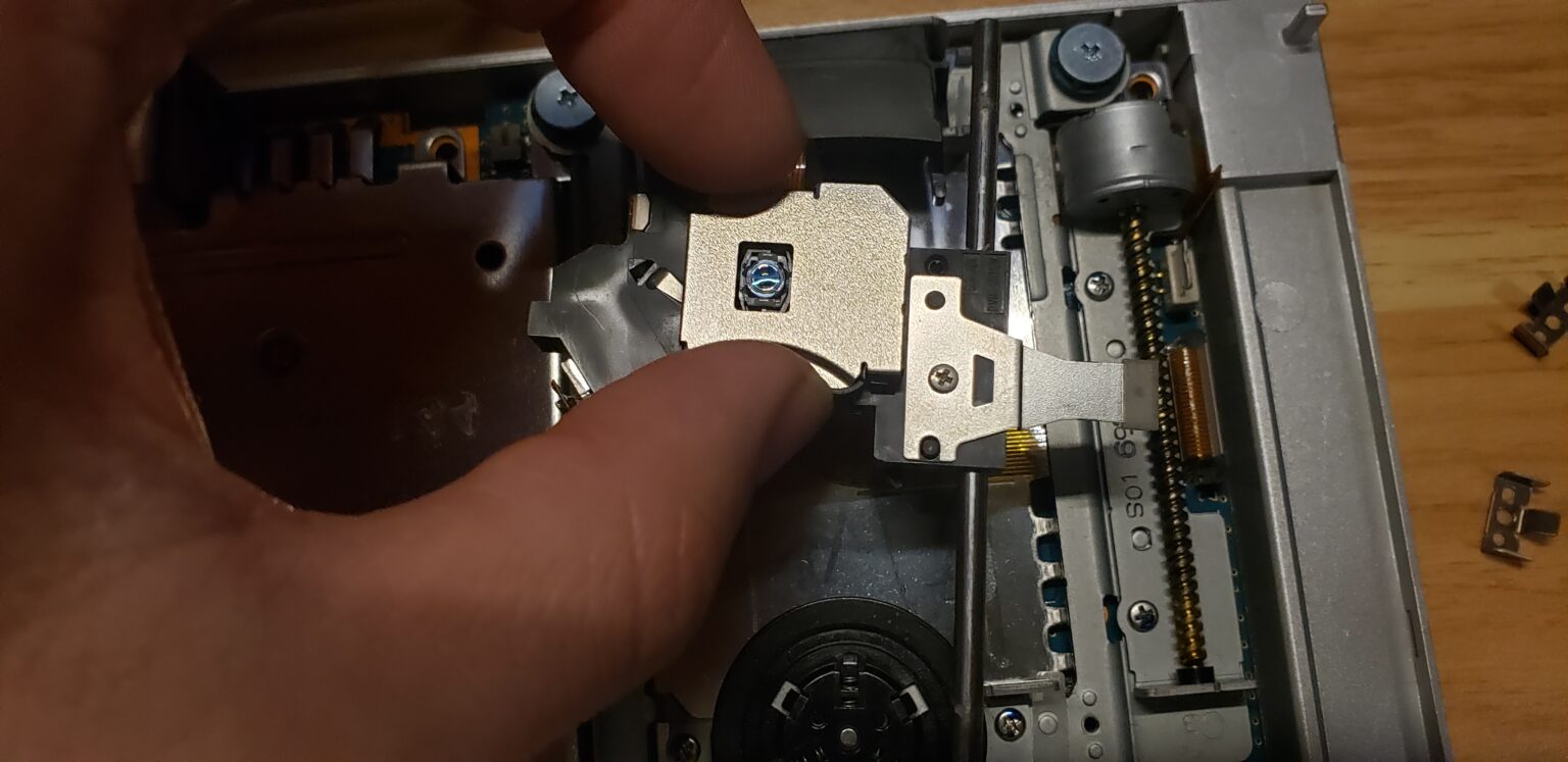 PS2（SCPH77000）のDVD読み込み修理方法 KStyle